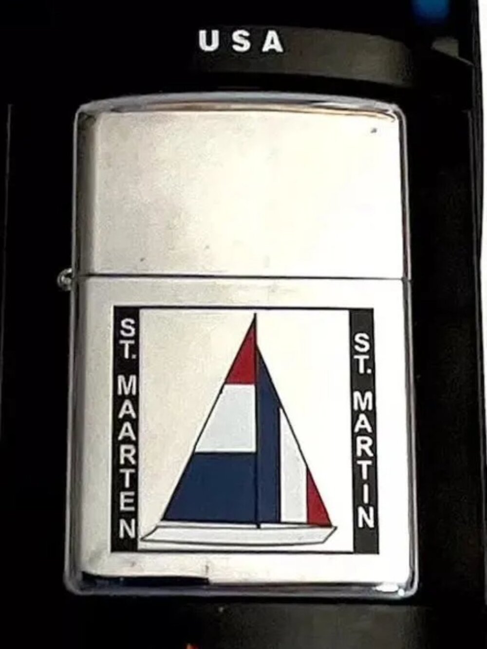 Gorgeous Polished Chrome St Martins Zippo Lighter